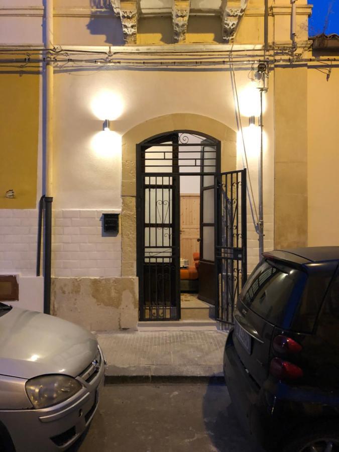 La Casa Di Vincenzo Lägenhet Syrakusa Exteriör bild